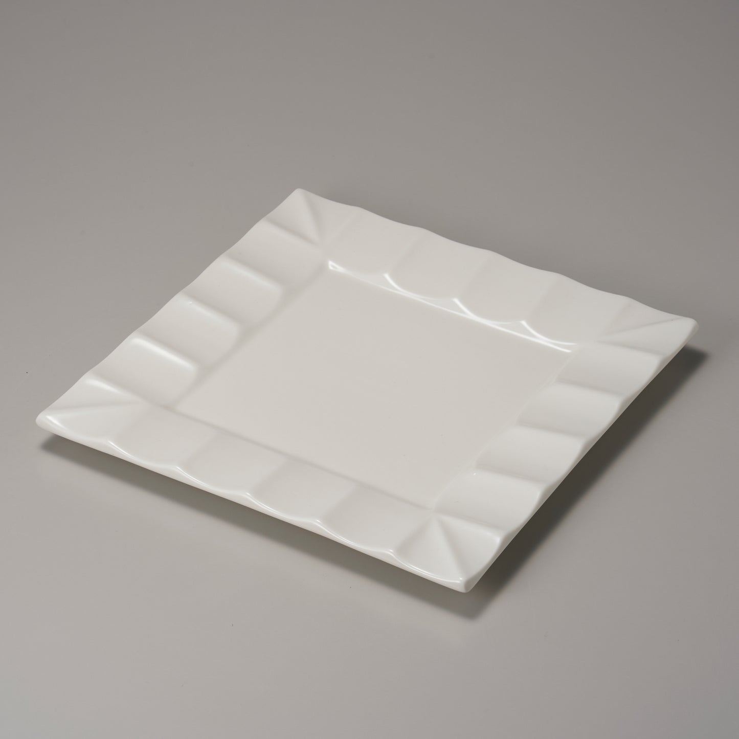 レリーフスクウェアプレート