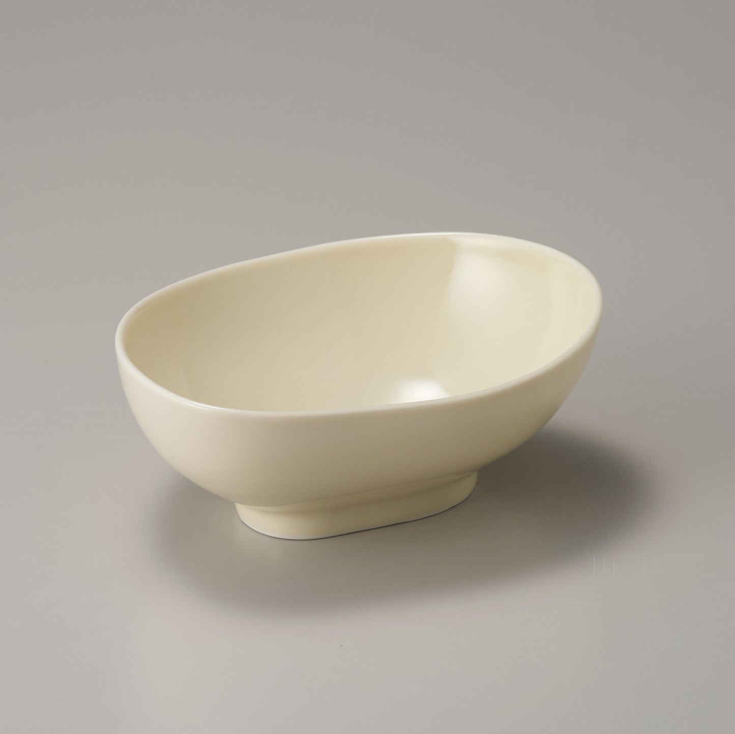 005-38 変形ボール クリーム