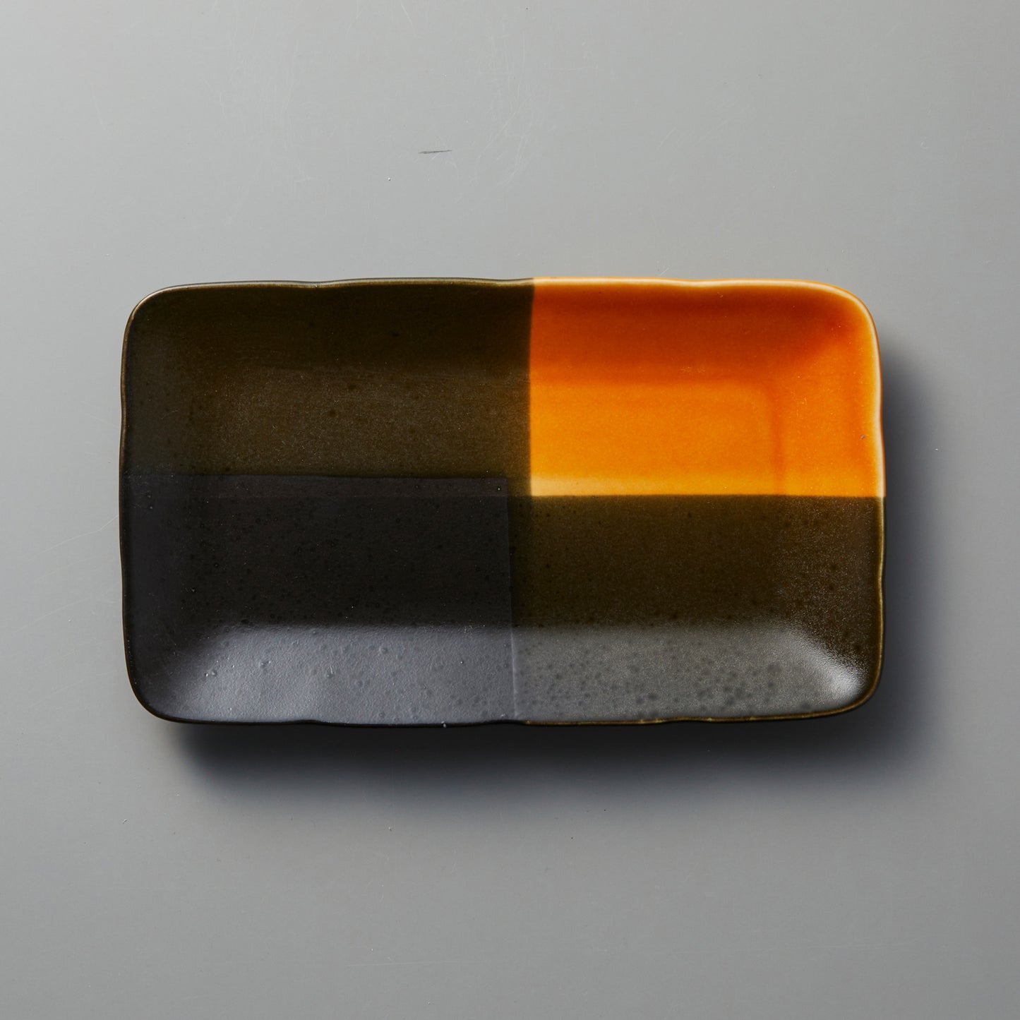 005-82 元禄塗分長角皿(小) 茶