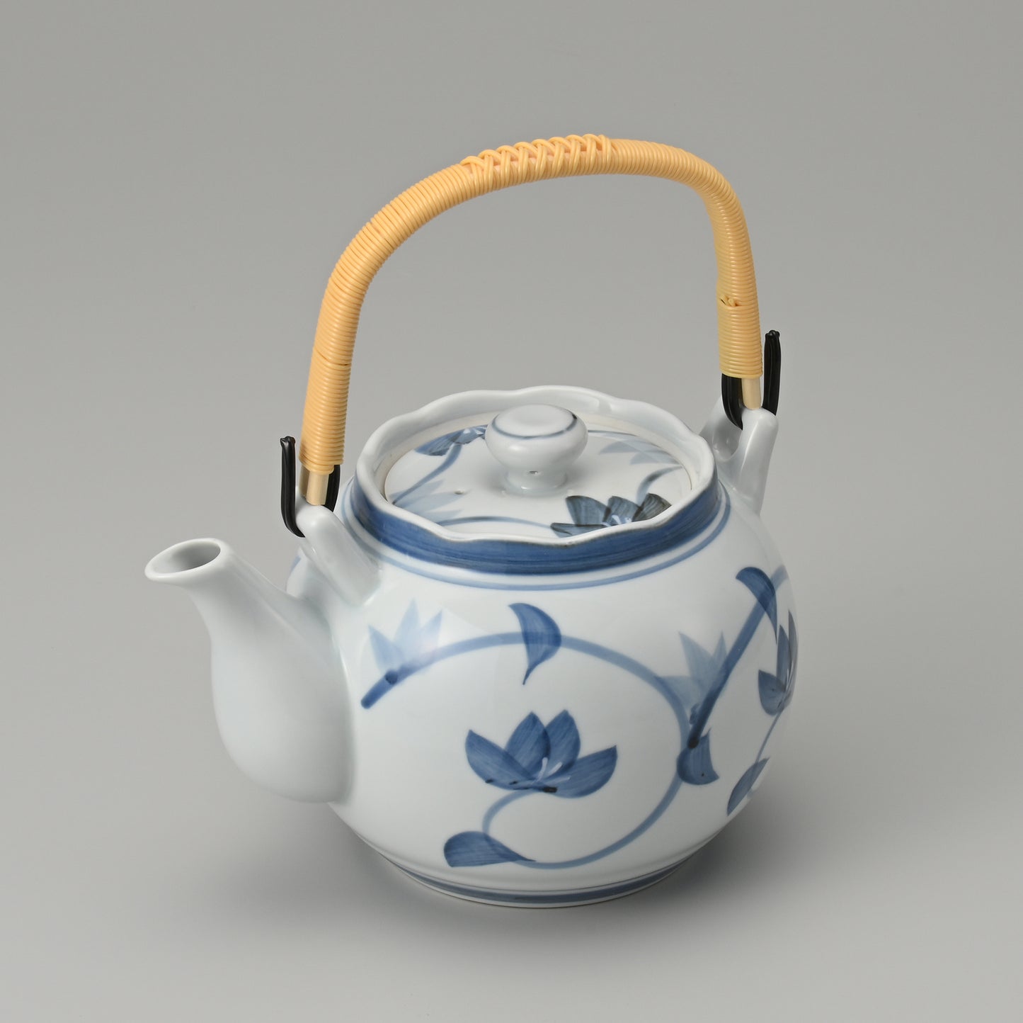 077-54 古染唐草6合土瓶