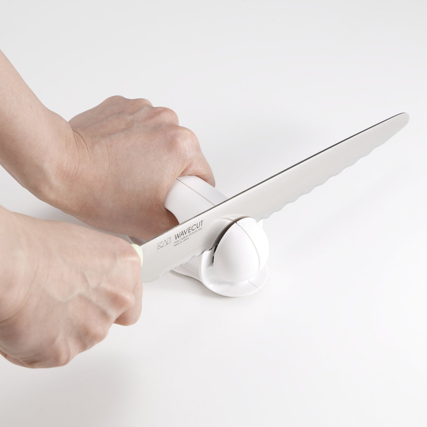 113-10307 波刃が研げるシャープナー