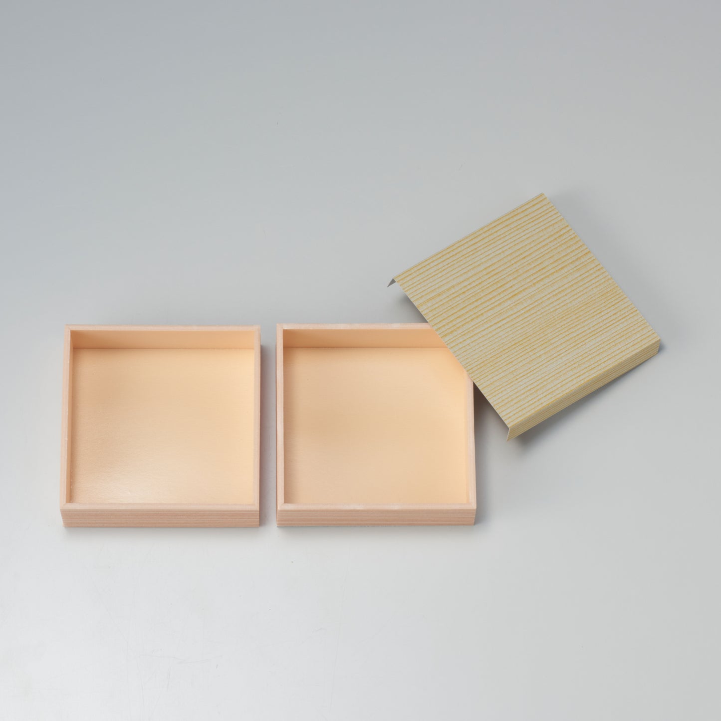 127-10086 秋田杉3.8mm 12角逆シャクリ2段仕切なし二方折蓋セット<300セット入>