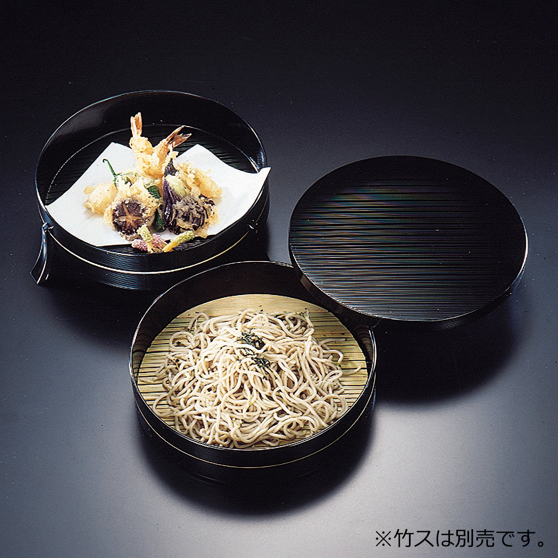 435-46411 7寸三ツ足皿2段 黒金帯