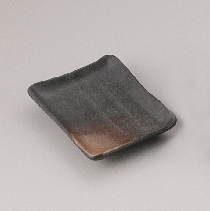 528-00034 黒備前取皿
