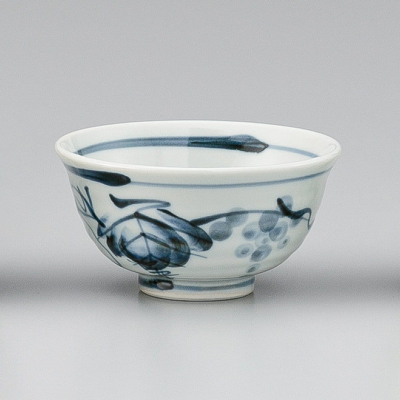 536-00023 ロクロ目反り茶碗 古染め葡萄
