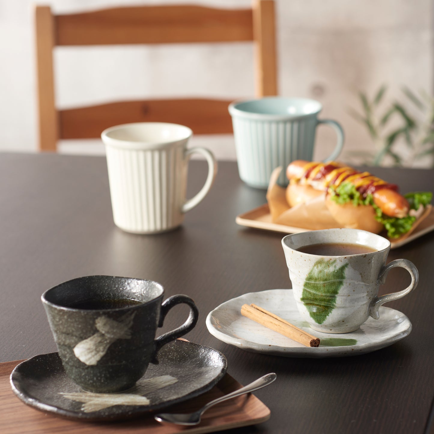 さざ波黒コーヒー碗・受皿