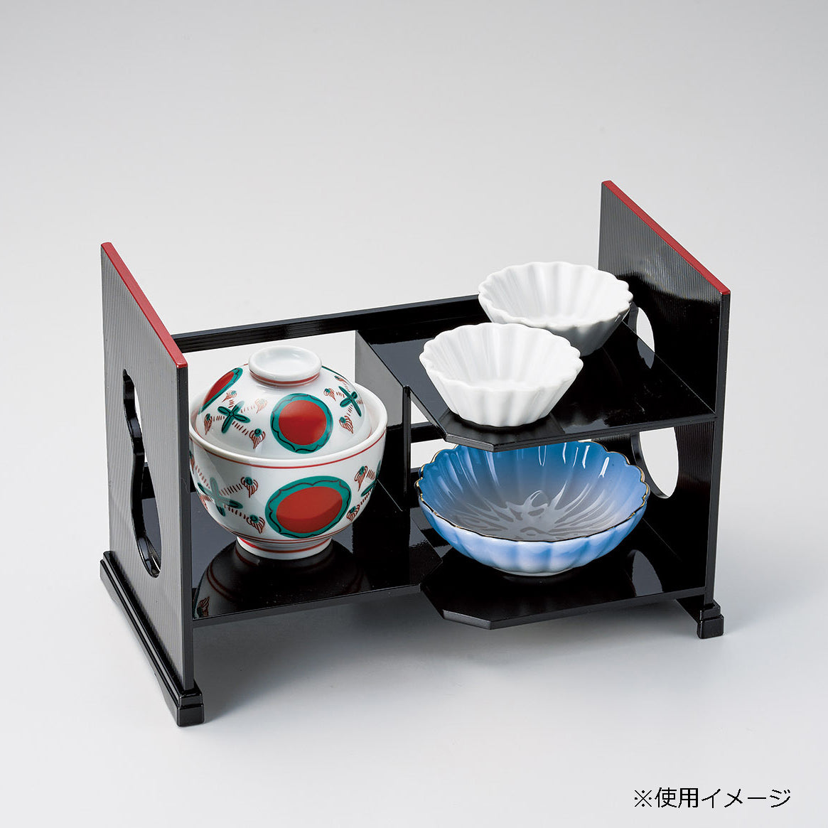 610-26006 赤絵丸紋小蓋物