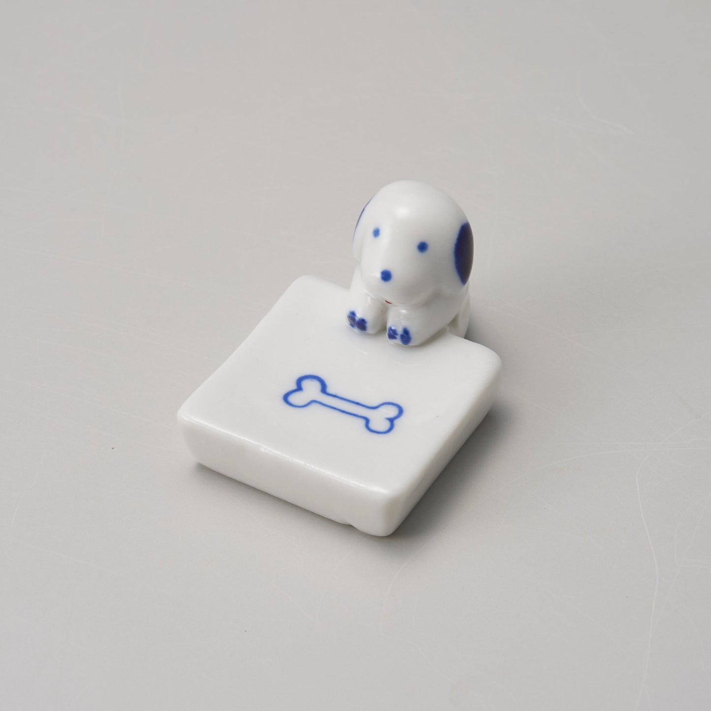 610-32333 待て犬箸置