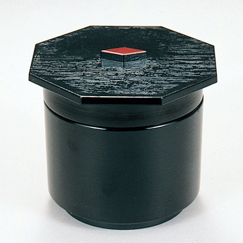 篠飯器・黒ハケ目内朱2段蓋付