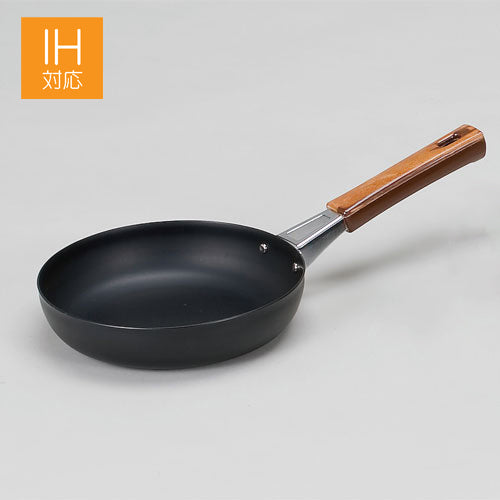 鉄製フライパン