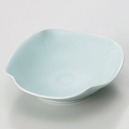 535-00114 青磁四方押小鉢