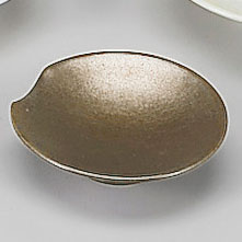 534-00186 2.3寸高台小皿 金彩