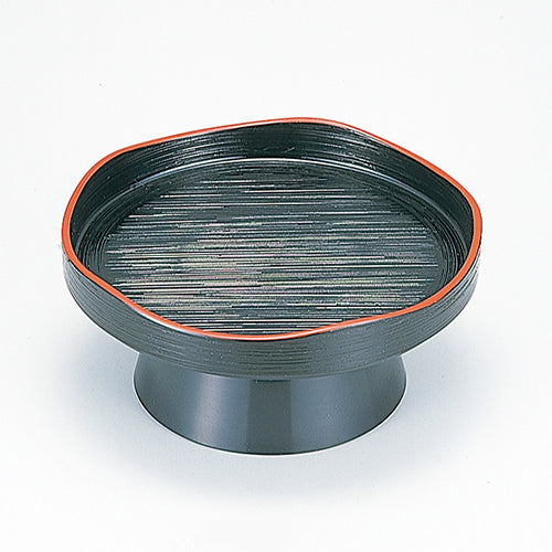 425-24211 5.5寸丸切立花型高台皿 黒ハケ目天朱