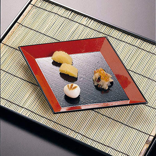 420-20021 新菱形皿 朱内黒