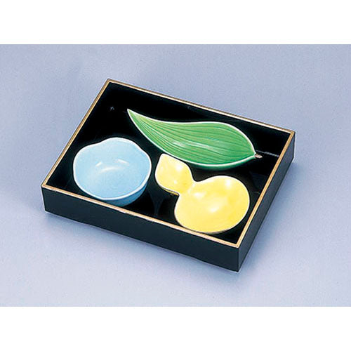 430-36011 七寸五条盛器 黒天金
