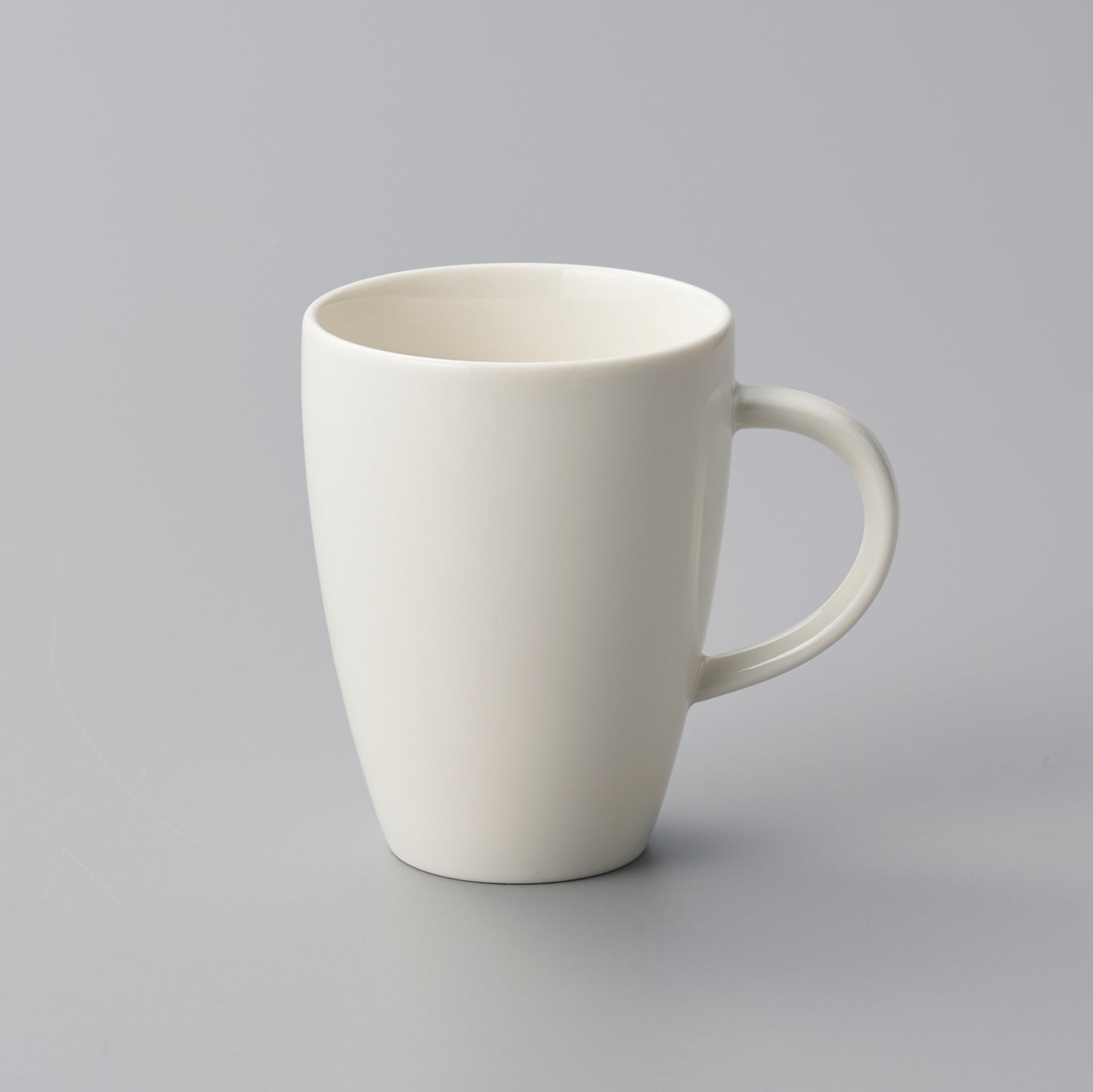 005-5　ホワイトマグカップ