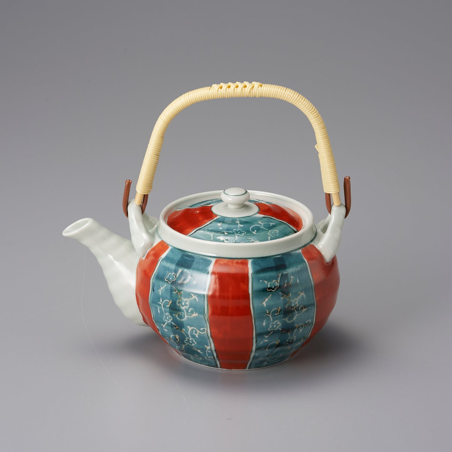 077-104　桜川4合土瓶