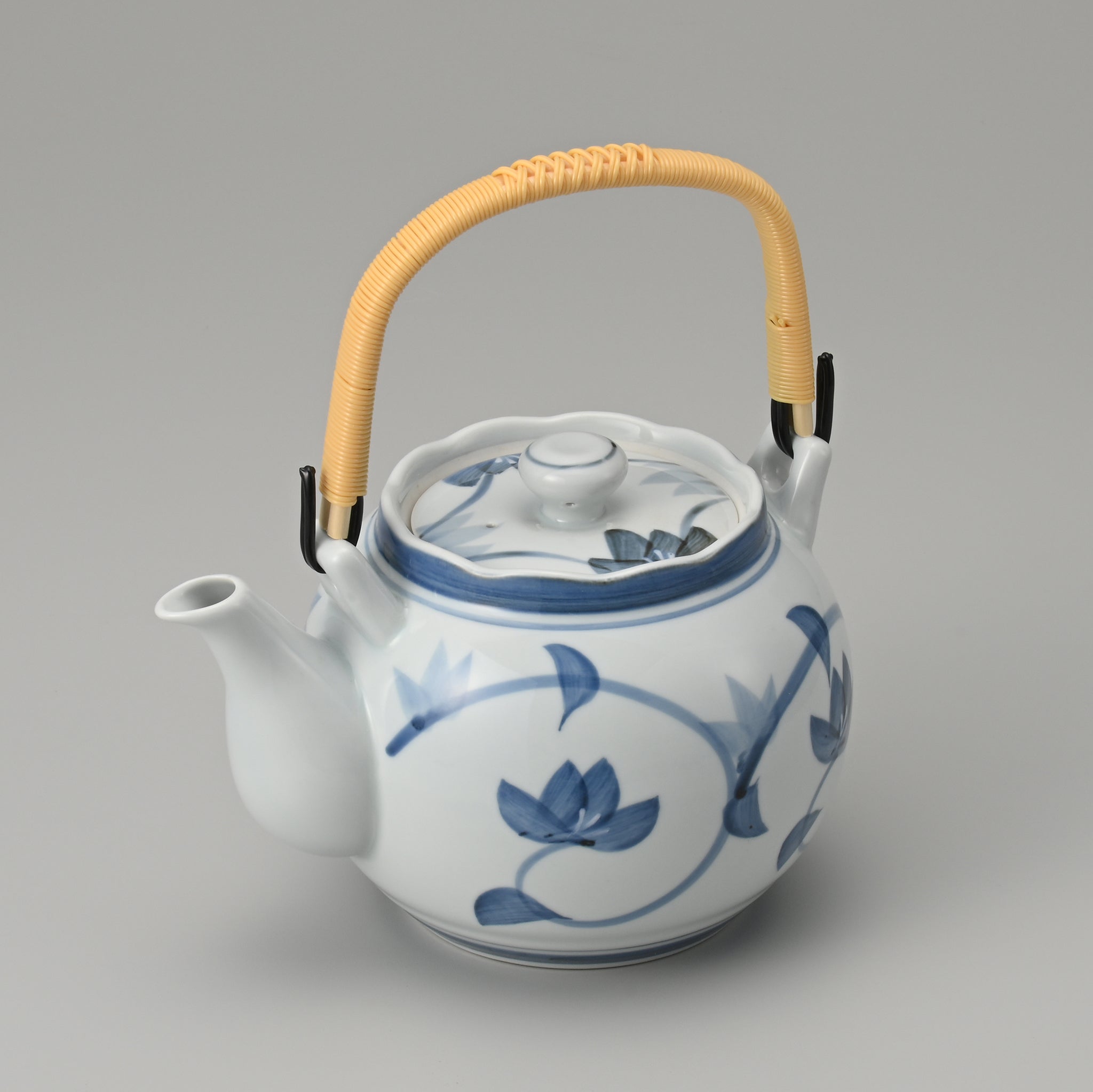 S92726 鉄瓶 釜師 銅蓋 鉄製 煎茶道具 煎茶器 茶器 茶具 茶注 結】時代 鉄瓶 小ぶり 釜師 銅蓋 鉄製 鉄 茶道具 煎茶道具 煎茶