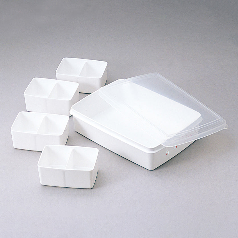 105-10023　検食保存容器　S-230K（中子4個付）
