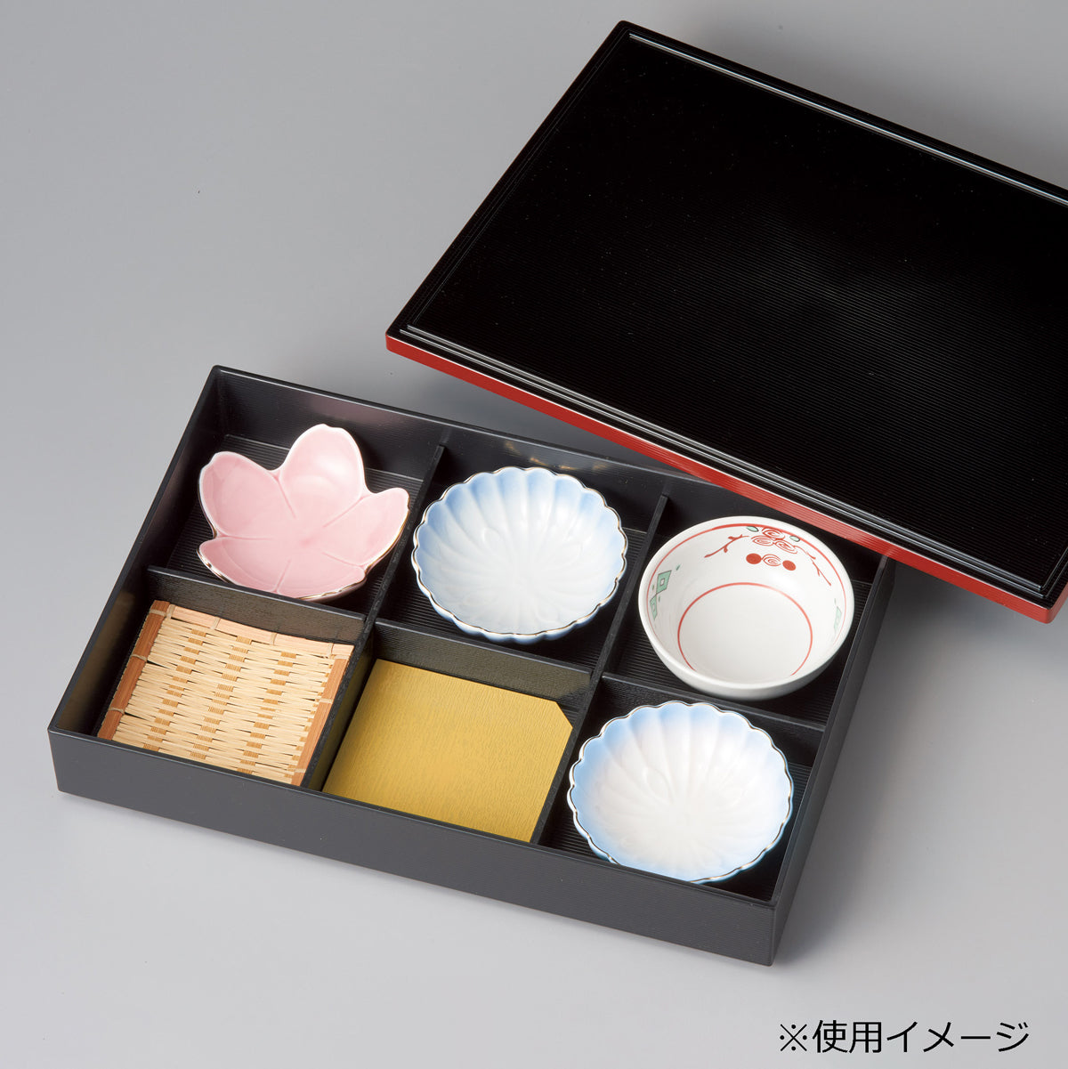 820-52002　竹角皿