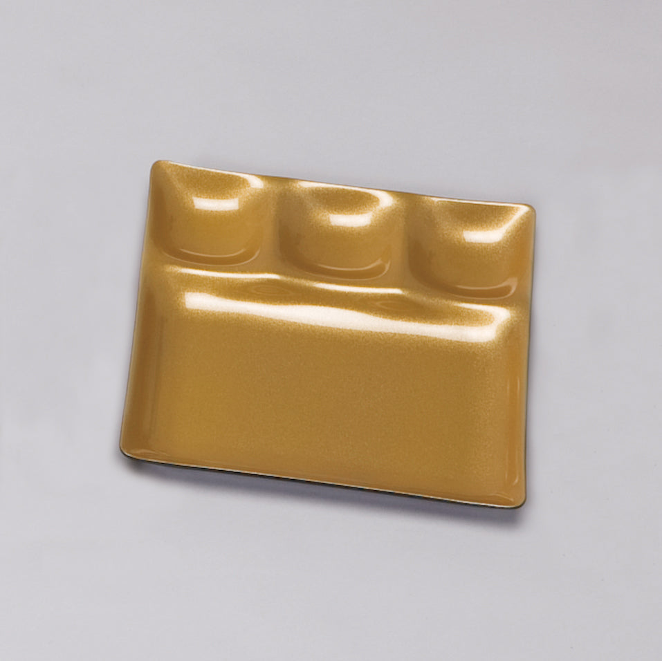 スリーコンビニプレート