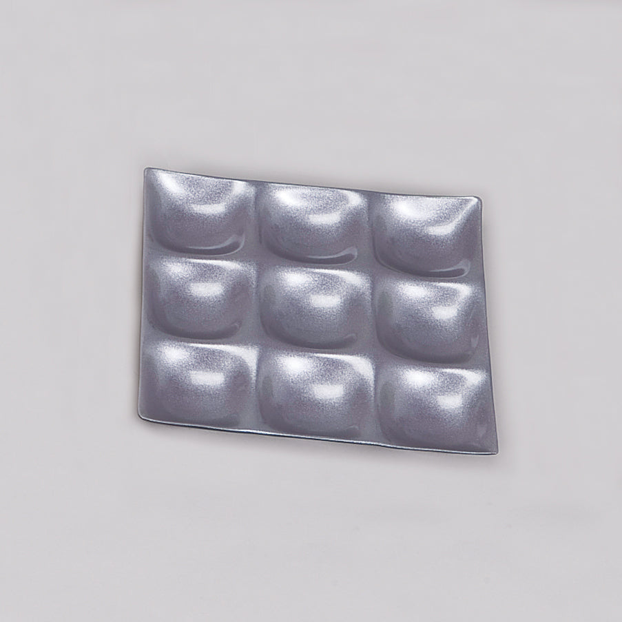 ナインプレート