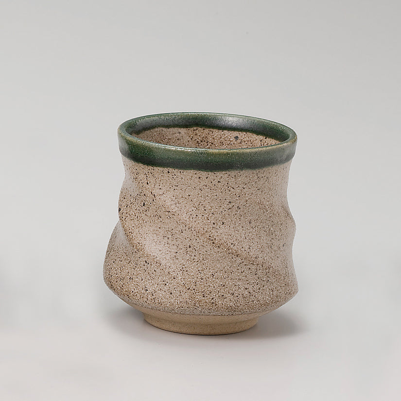 赤土ネジリ湯呑　名入れあり