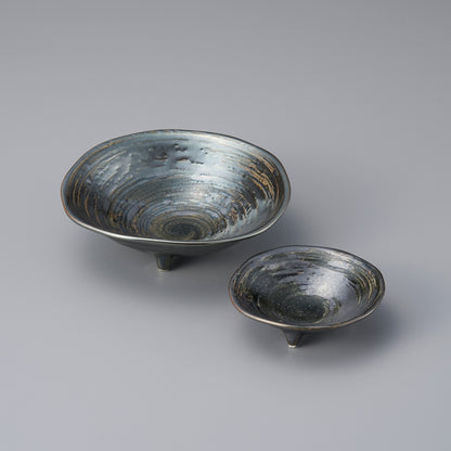 黒渦三ツ足向付・千代久