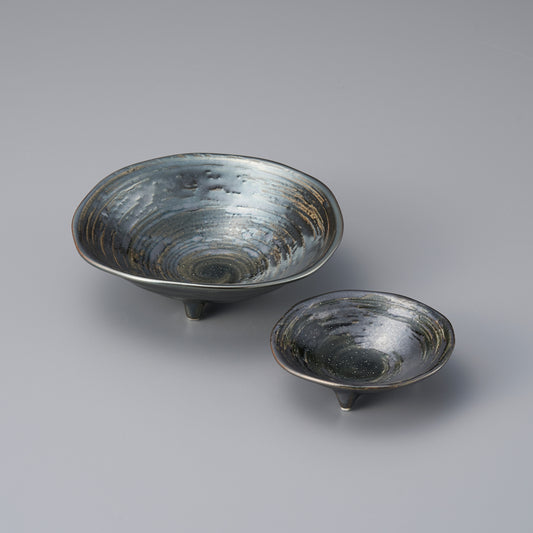 黒渦三ツ足向付・千代久