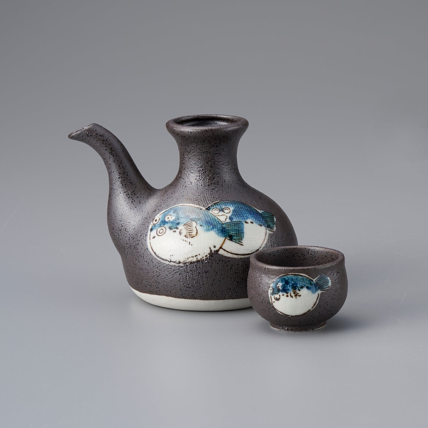 鉄砂ふぐ燗瓶・盃