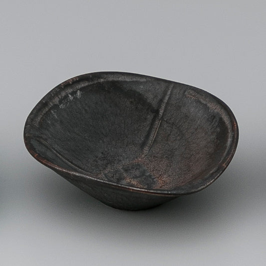 535-00084　金結晶市松彫三角4.3寸小鉢