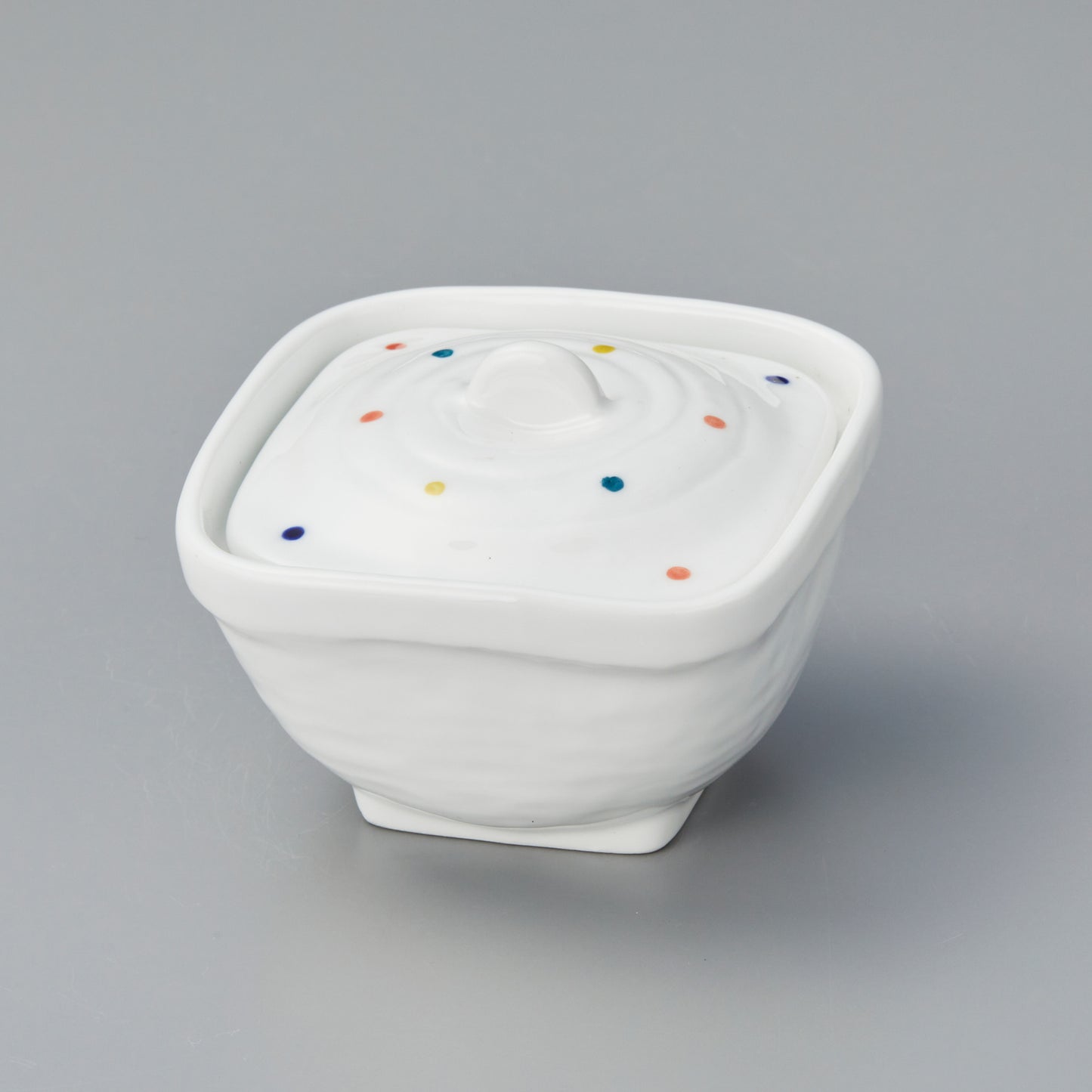 537-174635000　彩り水玉角煮物碗