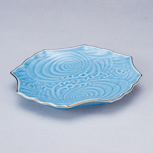 707-10147　青磁波彫変形焼皿