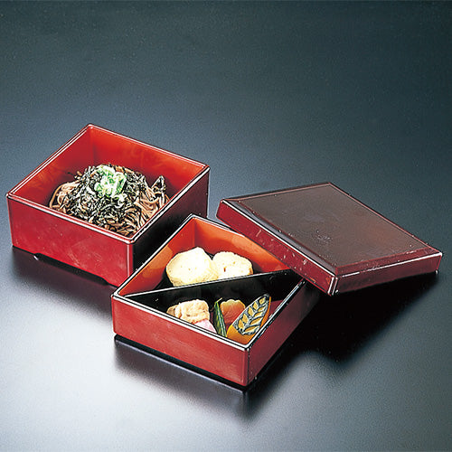 380-10101　三角仕切　黒