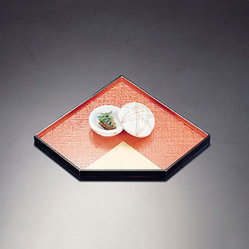 420-55011　両面五角皿　<表>朱金<裏>黒天朱